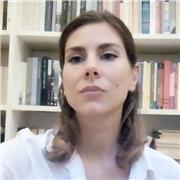 Insegnante per aiuto compiti di latino e italiano e per gli stranieni nell'apprendimento dell'italiano come L2.