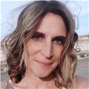 Professeur donne des cours de soutien ou d'aide aux devoirs pour élèves du CP à la 3ème en français, mathématiques et anglais. 