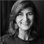 I am an EMCC-accredited Coach and Mentor, and my mission is to support clients during key moments of growth and transitions.