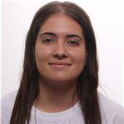 Soy Zuleima, una entusiasta amante del idioma inglés con una fuerte motivación para compartir mis conocimientos y ayudar a otros a aprender.