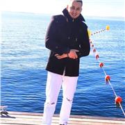 Salve,
 Mi chiamo jony,insegno inglese,sono stato in Inghilterra per 10 anni e ho acquisito anche dei diplomi