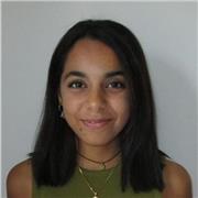 soy biotecnóloga y actualmente estudiante de máster, con más de 4 años de experiencia impartiendo clases.