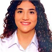 Profesora de francés con muchos años de experiencia en clases particulares y dos años como docente en un centro escolar.