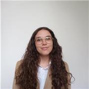 Laureata con lode in Lettere Moderne e in Italianistica propone lezioni di italiano e latino per scuola media e liceo a Bologna