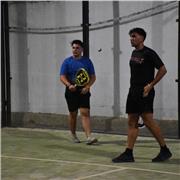 Profesor de padel de la zona norte de Madrid busca dar clases a alumnos de nivel iniciación y medio. No dude en contactar😜