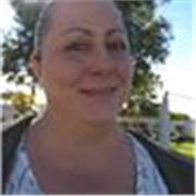 Profesora titulada en educación infantil y educación  especial.