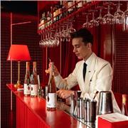 Docente di scuola alberghiero con decennale esperienza nel settore di sala bar e cucina