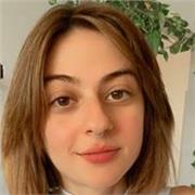 Profesora de inglés, con más de 3 años de experiência.