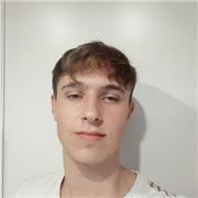 Me defino como una persona que tiene facilidad para transmitir información, aprovechando eso con tener los estudios de bachillerato recientes, creo que serviría de ayuda en clases de apoyo para adolescentes que estén estudiando la ESO
