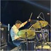 Clases particulares de batería a domicilio. Baterista con más de 20 años de experiencia en bandas circuito rock y metal
