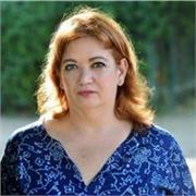 Insegnante effettua aiuto compiti scuola primaria e secondaria di primo grado e diritto