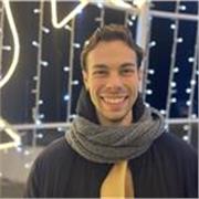 Laureato in scienze motorie con corsi specialistici in personal trainer, è disponibile per creare un programma personalizzato!