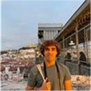 Graduado en Traducción e Interpretación por la Universidad de Salamanca. Doy clases de inglés nivel ESO y Bachillerato.