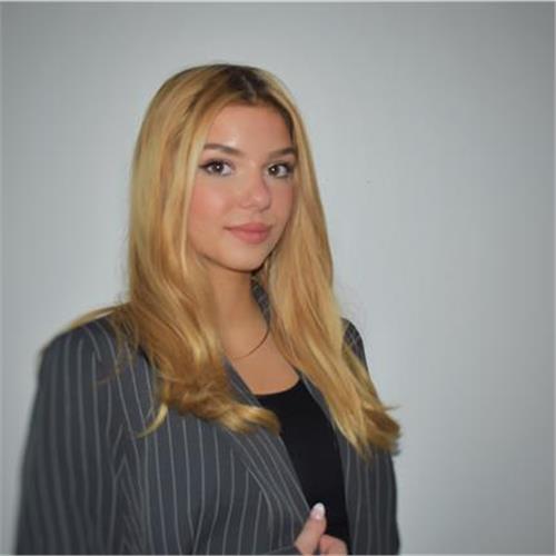 Junge Geduldige Englischlehrerin, Die Schüler:Innen Jedes Alters ... Junge Geduldige Englischlehrerin, Die Schüler:Innen Jedes Alters ...