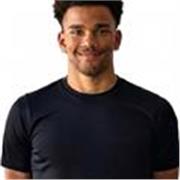 Angehender Sportwissenschaftler für alle Altersgruppe, von klein bis groß