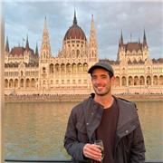 Clases particulares y personales adaptadas segun tu nivel y necesidades.