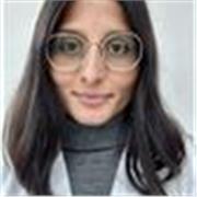 Offro insegnamento a ragazzi/e di tutte le età, prevalentemente materie umanistiche