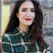 Doctora en hispánicas con 9 años de experiencia impartiendo clases de español en universidades estadounidenses.