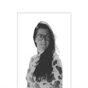 Experta en Atención Plena con más de 8 años de experiencia imparte clases online de Mindfulness