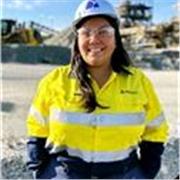 Geologist tutor teaches students from high school to university levels
