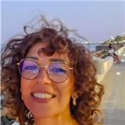 Licenza di maturità classica, laurea in letteratura e in economia, offro lezioni private di italiano per scuole elementari e medie