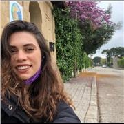 Hi there! Soy psicóloga de la educación y tengo un nivel bilingüe en Inglés (estudié mi carrera en UK). Doy clases de inglés online o de apoyo a adolescentes, niños o adultos. 
Tengo formación en dificultades de aprendizaje, cosa que me permite adaptarme