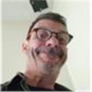 Offro aiuto compiti a studenti delle elementari e medie nelle materie umanistiche e tecnico scientifiche