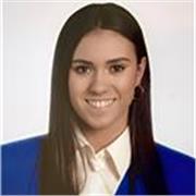 Soy Carlota, estoy cursando el Grado de Mestre/a de Educación Primaria y doy clases al alumnado de Primaria.