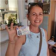 Profesora de experiencia, alumnos de enseñanza primaria hasta universidad.