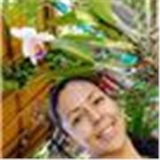 Normalista superior ofrece apoyo escolar en primaria y clases de artes plásticas