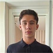 Ho 18 anni e aiuto i ragazzi fino al 2° superiore. Essendo giovane, capisco le loro difficoltà, li comprendo e so come aiutarli!