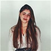 Profesora de diseño para personas de todas las edades que esten empezando.