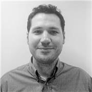 Profesor titulado en Enseñanza de Español como Lengua Extranjera. Ofrezco clases dinámicas y adaptadas a cada nivel. 