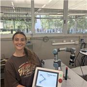 insegnante di informatica (superiori) e/o italiano (elementari).Diploma informatico, lezioni da remoto o domicilio a civitavecchia