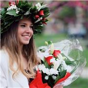 Sono disponibile per aiuto compiti e, per ragazzi più grandi, anche per lezioni di biologia!