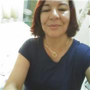 Sou professora de matemática, biologia e química, com experiência de 26 anos no ramo