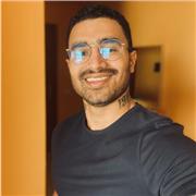 Profesor certificado en la enseñanza del español como segunda lengua.