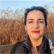 Insegno italiano a stranieri con passione e metodi personalizzati, per farti parlare la lingua in modo naturale e divertente