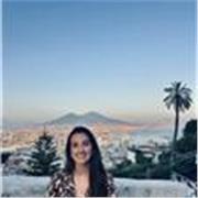 Profesora de italiano para desarrollar conversación en principiantes