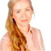 Sono un insegnante di inglese qualificata (laurea in lingue, CELTA e Trinity CertPT), insegno a Carpi (MO) e online