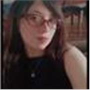 Licenciada en educación con mención en pedagogía en castellano