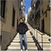 Soy un estudiante de segundo año de grado en biomedicina con gran dominio sobre diversas áreas académicas y enseñó a niños