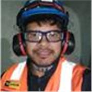 Soy Charles, tengo 34 años soy tecnico Mecánico Automotriz e ingeniero industrial.