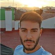 Entrenador personal dedicado a ayudar al maximo a los demás, sea cual sea su edad y nivel