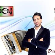 Salve sono musicista e suono la fisarmonica.
Oltre ad essere laureato in scienze motorie.
Ho insegnato per 2 anni presso una associazione culturale, solfeggio e fisarmonica, ho fatto anxhe ripetizioni per pianoforte.
Inoltre ho uno studio di registrazione
