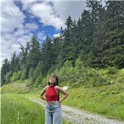 Profesora de refuerzo de inglés, francés y lengua castellana. Graduada en Traducción e Interpretación