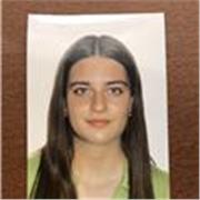 Joven responsable, empática y con vocación por la enseñanza infantil en enseñanza para todos los cursos de primaria. 