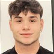 Profesor de Biología para ESO y Bachillerato, responsable y cercano, con gran pasión por explicar la ciencia detrás de la vida. 