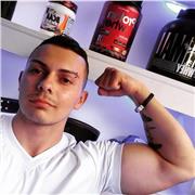 Ofrezco clases presenciales a todo tipo de población que y personas que tengan ánimo para mejorar sus vidas y su salud en cuanto a su composición corporal