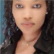 Bonjour je donne des cours en ligne. J'ai un bac général et 3 années universitaires de langue étrangère.